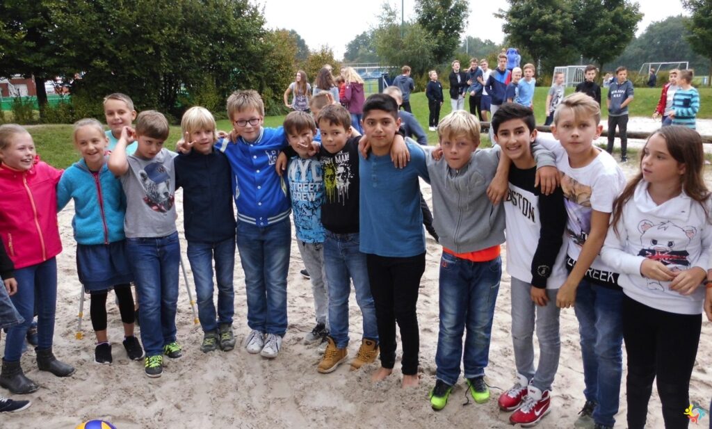 Foto 4 von 4: 5R3 gewinnt TAP-Turnier „Ball über die Schnur“