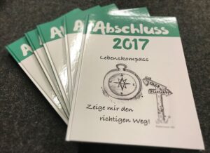 Foto zum Beitrag: Die Abschlusshefte 2016/17 sind endlich da