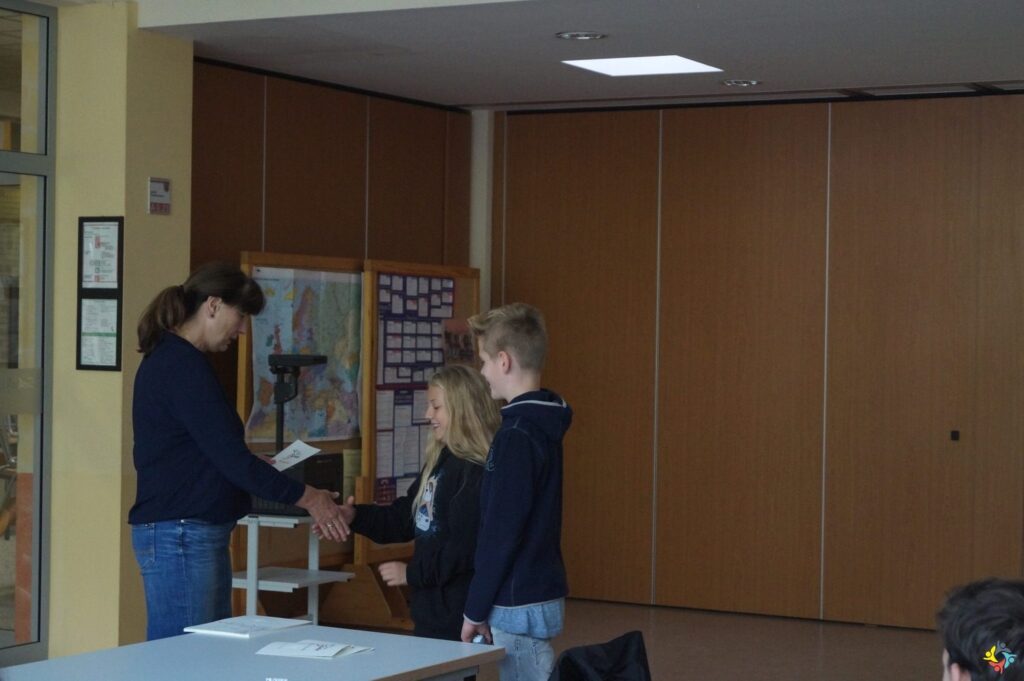 Foto 2 von 6: Bundesjugendspiele – Ehrung der sportlichsten Schüler