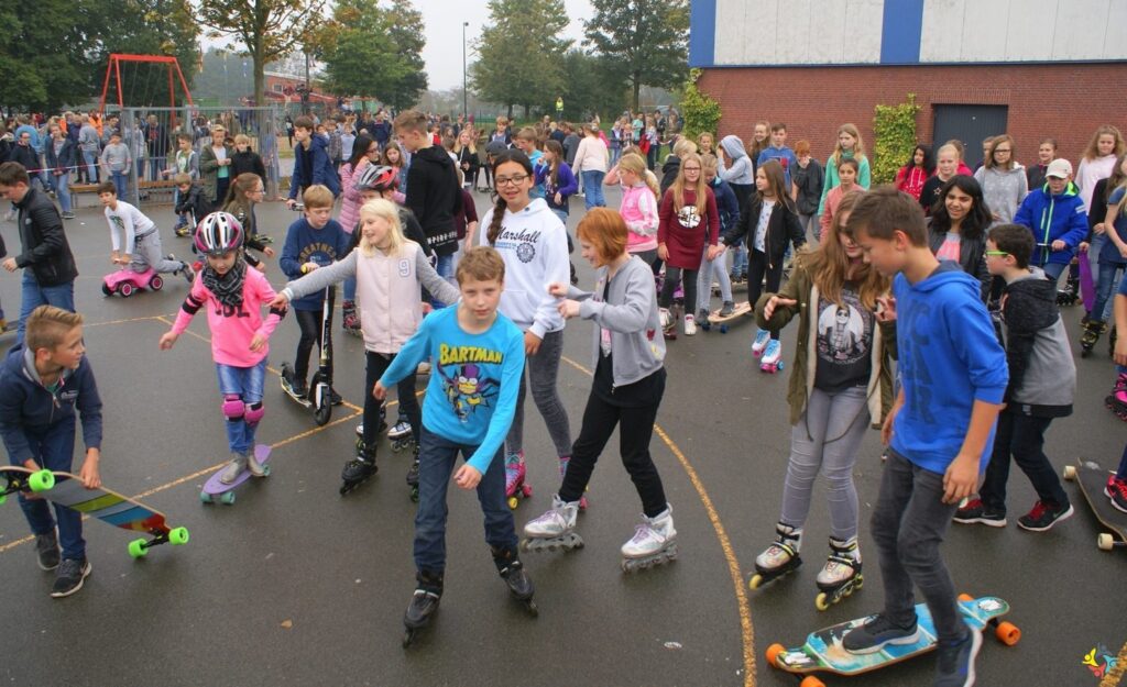 Foto 23 von 25: Aktionstag „Rollende Schule“ war großer Erfolg