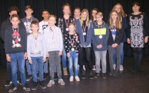 Foto zum Beitrag: Tim Pekeler und Annalena Marks gewinnen Schulmeisterschaft