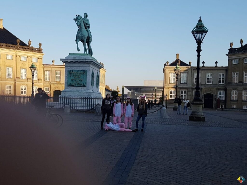 Foto 4 von 7: Zum ersten Mal erkunden Saterländer Schüler Kopenhagen