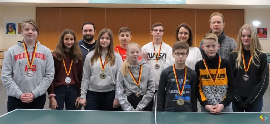 Foto 1 von 12: Annalena Marks und Petru Pereu gewinnen Schulmeisterschaft