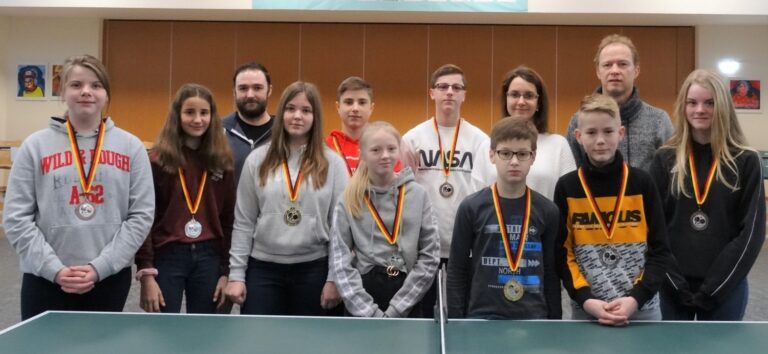 Annalena Marks und Petru Pereu gewinnen Schulmeisterschaft