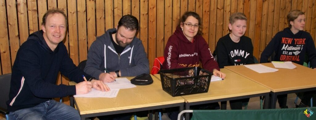 Foto 7 von 12: Annalena Marks und Petru Pereu gewinnen Schulmeisterschaft