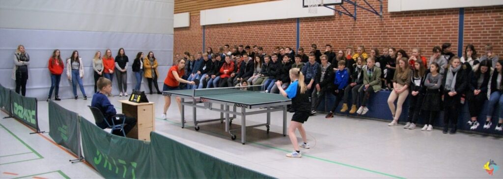 Foto 10 von 12: Annalena Marks und Petru Pereu gewinnen Schulmeisterschaft