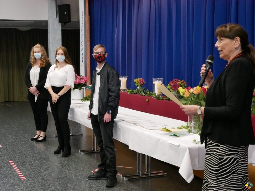 Foto 9 von 10: Eine Schulentlassung der anderen Art