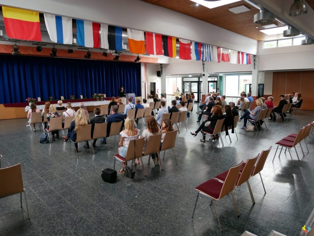 Foto 1 von 10: Eine Schulentlassung der anderen Art