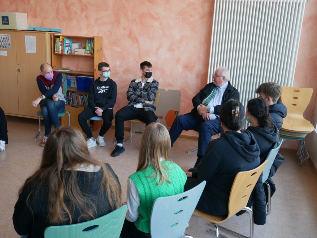 Foto zum Beitrag: Ehemaliger Botschafter an der Schule