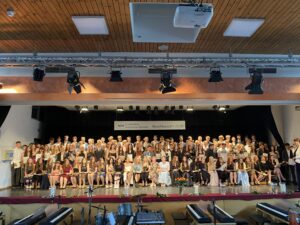 Foto zum Beitrag: "Die Welt wartet..." auf unsere Abschluss-Schüler*innen