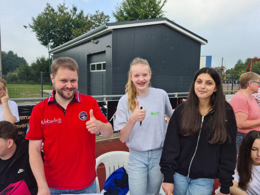 Foto 8 von 11: Sponsorenlauf zugunsten des NABU Ortsgruppe Saterland und des Weißen Rings Oldenburg