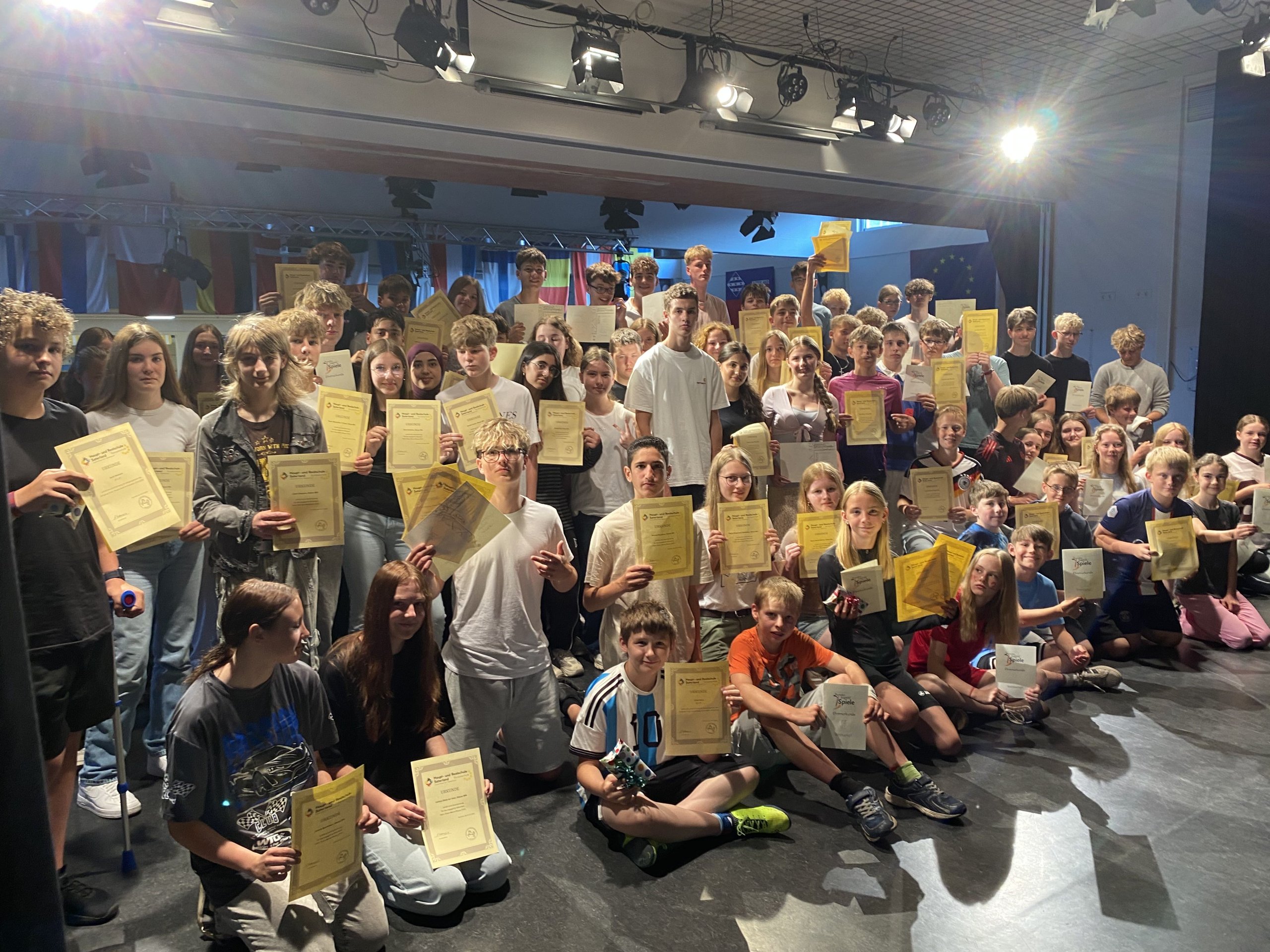 Schulvollversammlung zum Schuljahresabschluss